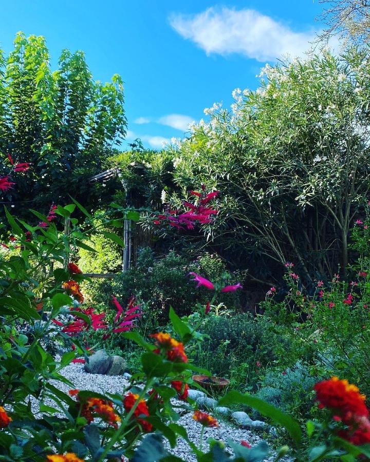 Bed and Breakfast La Poterie Carresse Екстер'єр фото