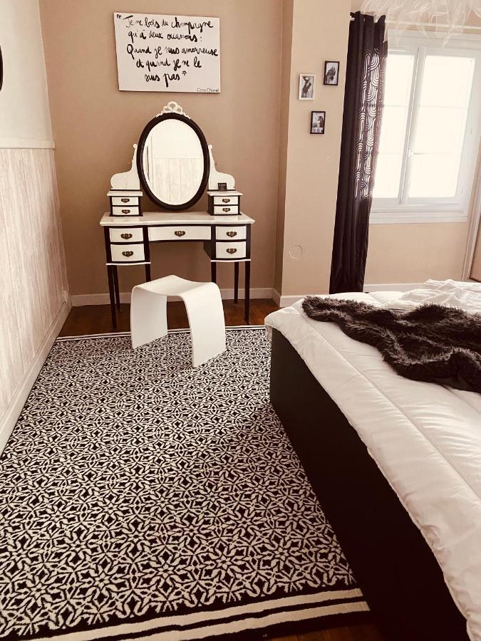 Bed and Breakfast La Poterie Carresse Екстер'єр фото