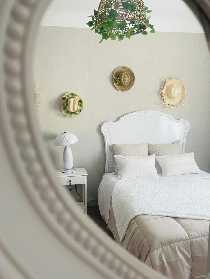 Bed and Breakfast La Poterie Carresse Екстер'єр фото