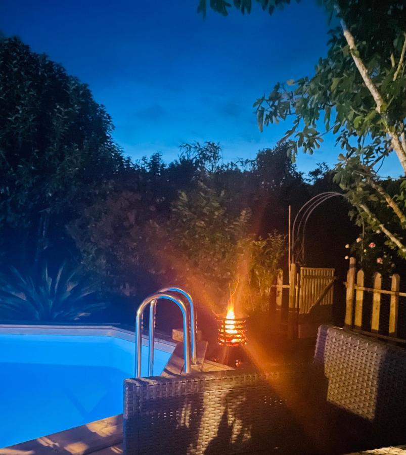 Bed and Breakfast La Poterie Carresse Екстер'єр фото