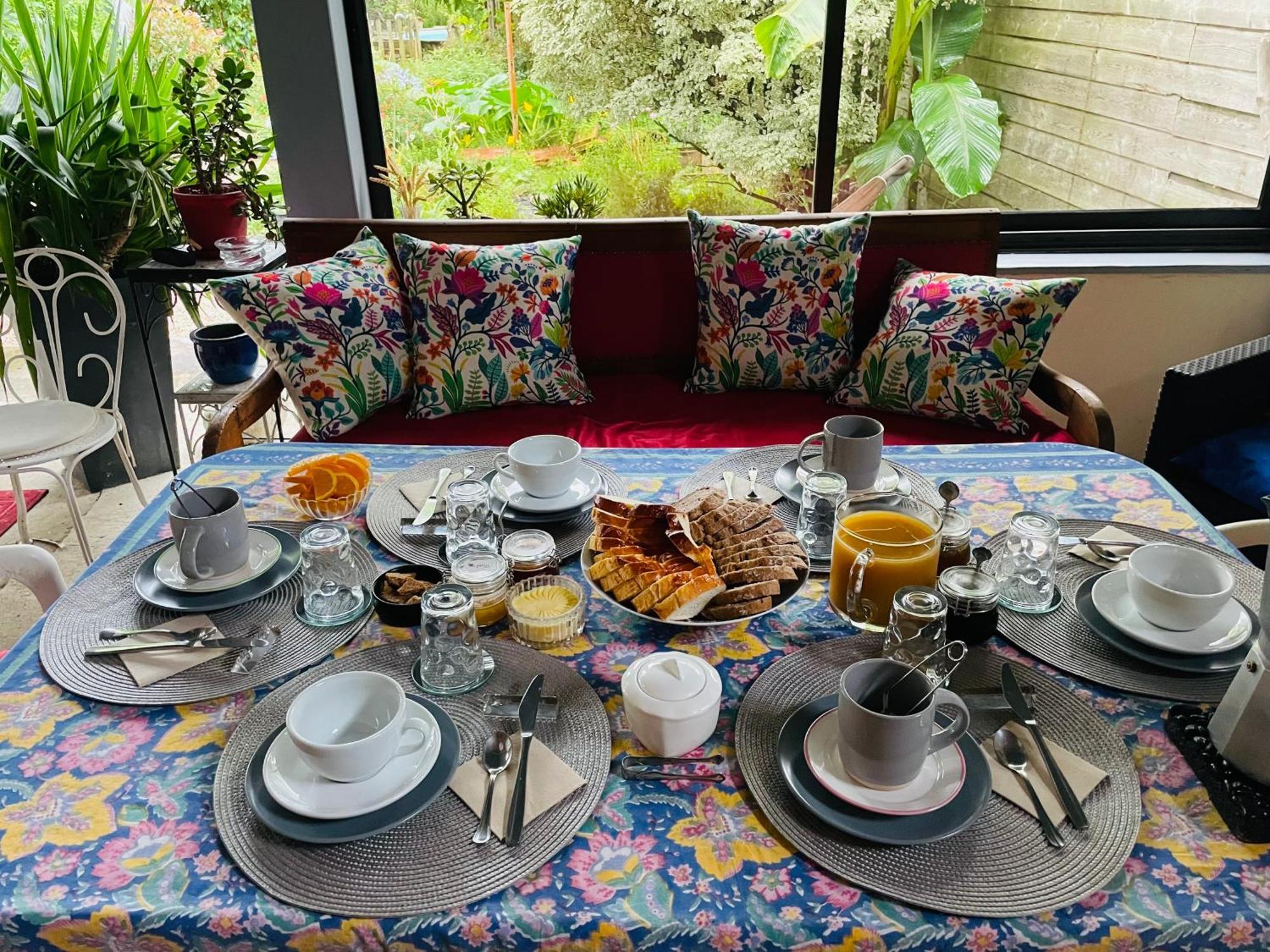 Bed and Breakfast La Poterie Carresse Екстер'єр фото